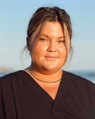 Photo of Carly Compton, Associate Clinical Social Worker