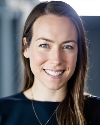Photo of Megan Strachan, Registered Psychotherapist, JD, MACP