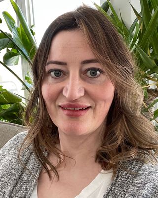 Photo of Jessica Murphy For Ontario Clients, Registered Social Worker, MSW, RSW