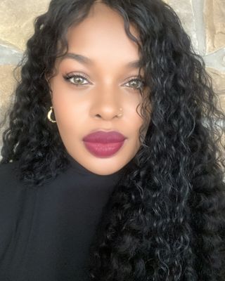 Photo of Yejide Changamire, Psychiatric Nurse Practitioner, PMHNP