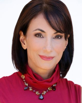 Photo of Sudi Khosropur, Marriage & Family Therapist, LMFT