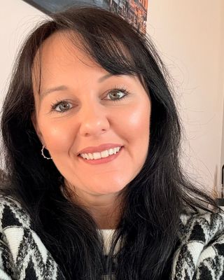 Photo of Lisa Jane Osullivan, Psychotherapist, DCounsPsych, MNCPS Acc.