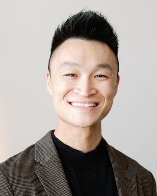 Photo of Jordan Yee, Marriage & Family Therapist, LMFT