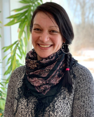 Photo of Erin Little, LCPC-c, Counselor in Alfred
