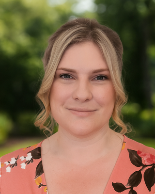 Photo of Laura Wright, Counsellor, MBACP