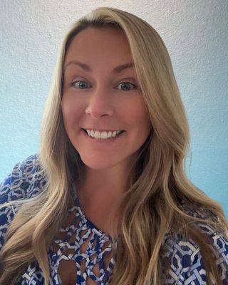 Photo of Nina Fitzmaurice, Counselor, LMHC