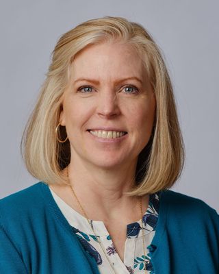 Photo of April L Bennett, Marriage & Family Therapist, LMFT, CCTP, ART, IPT-F