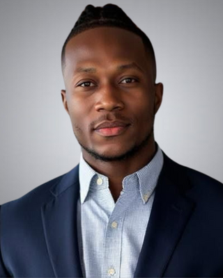 Photo of Momo Cole, Psychiatric Nurse Practitioner, APN, PMHNP, CRNP