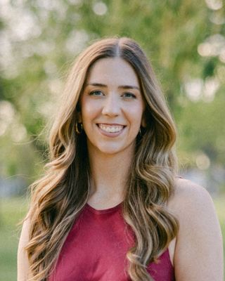 Photo of Danielle Lauzon, RN, BScN, CNP