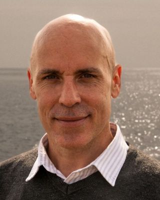 Photo of Dr. Alan McInerney, Psychologist, DCounsPsych, CPsychol