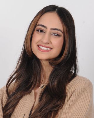 Photo of Mahnoor Zulfiqar, Registered Psychotherapist (Qualifying) in Ontario