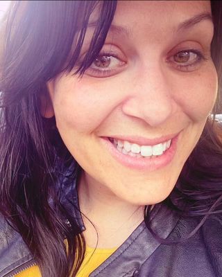 Photo of Amanda Dubé, Counsellor, CT, RPCC, C-DBT