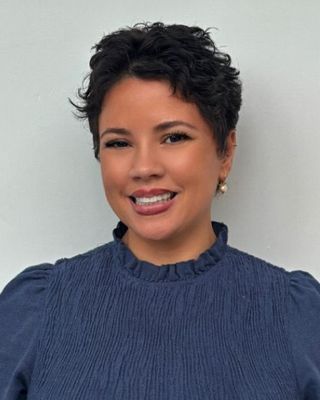Photo of Dr Niki Whitelock, Psychologist, PsychD, HCPC - Clin. Psych.