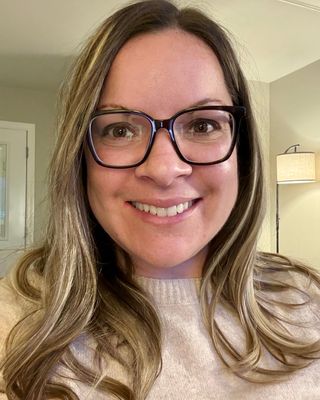 Photo of Beth Phillips, Licensed Professional Counselor, MA AT, LPC