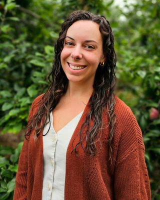 Photo of Bridgette Masse - Roots Above Counseling - Bridgette Masse, Clinical Social Work/Therapist, LICSW