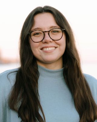Photo of Christine Gore, Pre-Licensed Professional
