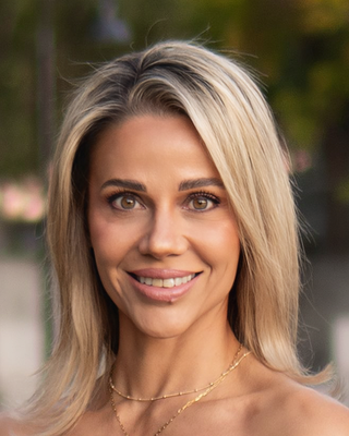 Photo of Adriana Samano, Marriage & Family Therapist, LMFT