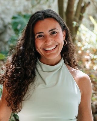 Photo of Victoria Pulla - Victoria Pulla Wellness - IFS Certified, Registered Social Worker, MSW, RSW