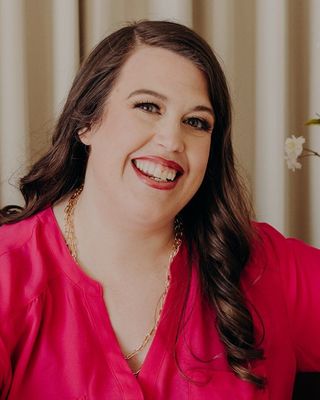 Photo of Sarah Newcomer, Marriage & Family Therapist, CST, LMFT