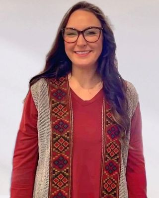 Photo of Alisha McCool, Psychiatric Nurse Practitioner, MNSc, APRN, PMHNP