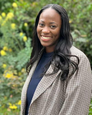 Photo of Shatarra DeVose, Counselor, MA, LMHCA