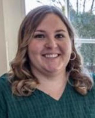 Photo of Kallie Bishop, LISW, Clinical Social Work/Therapist