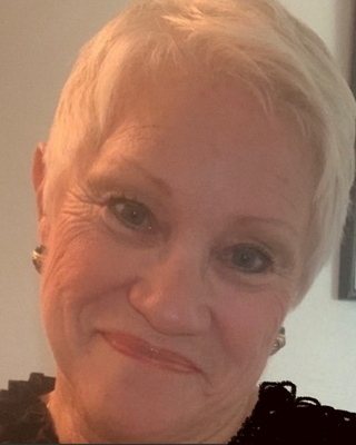 Photo of Dr. Michaela L Hammer - Dr Michaela Hammer, Clinical Social Work/Therapist, LISW, PsyD