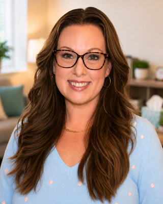 Photo of Kim Strong, Clinical Social Work/Therapist, LCSW