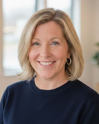 Photo of Liz Sarantopoulos, Clinical Social Work/Therapist, MSW, LICSW