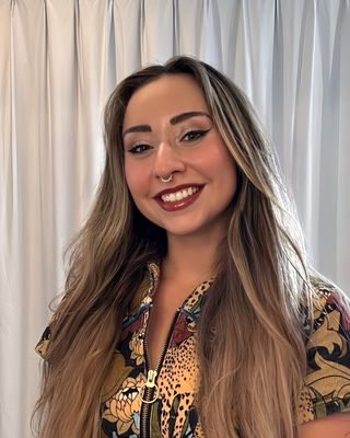 Photo of Veronica Ortiz, Clinical Social Work/Therapist, MSW, LSW