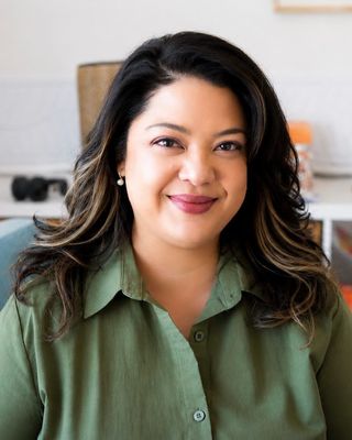 Photo of Jennifer Mir, Mental Health Counselor, LMHC