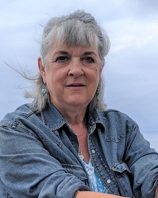 Photo of Isobel Milne, Counsellor in Belfast, Northern Ireland