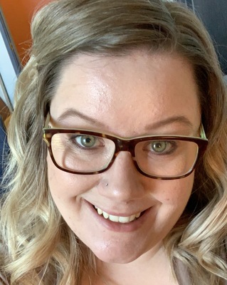Photo of Sarah Craig, Registered Provisional Psychologist in Edmonton, AB
