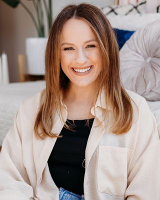 Photo of Taryn O'Neil, Licensed Clinical Professional Counselor in Chicago, IL