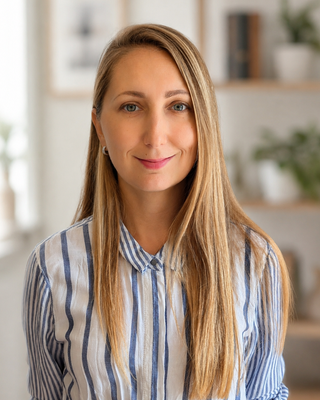 Photo of Olivera Novakovic, Psychotherapist, MSc, MBACP