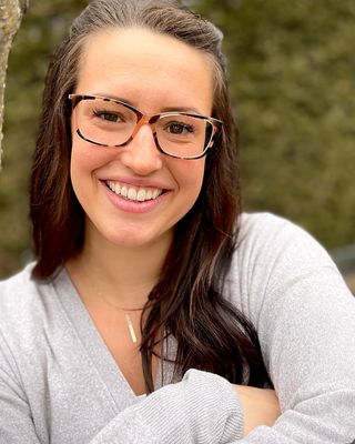 Photo of Kayla Varanelli, Clinical Social Work/Therapist, LCSW