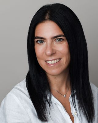 Photo of Cindi Arbeiter (Becker), Registered Psychotherapist (Qualifying), BA, MACP, RP (Q)