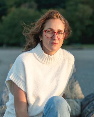 Photo of Catherine Muñoz-Smith, Counsellor, MC, MEd, RCC