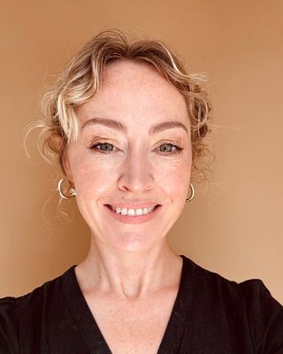 Photo of Elanor Gunivere Travers, Psychotherapist, MBACP