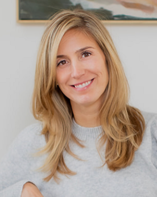 Photo of Alison Newcomer, Psychologist in Baltimore, MD