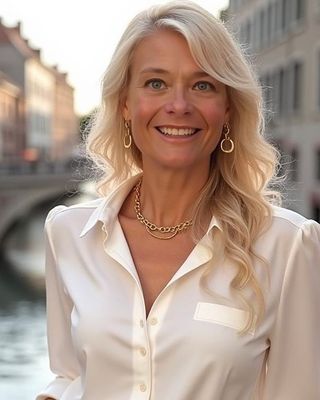 Photo of Suzanne Leslie Moorehouse, Licensed Professional Counselor, LPC, EMDR