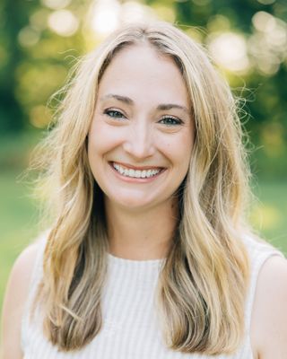 Photo of Kate Moon Raess, Counselor, MA, LCPC