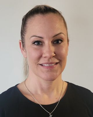 Photo of Katie Baird, Registered Psychotherapist (Qualifying), MACP, BScN, RN
