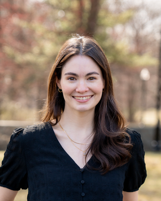 Photo of Laura Hollahan, Psychologist, PsyD, PMH-C