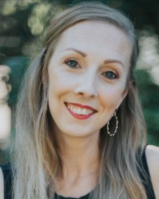 Photo of Chelsea Avram, Registered Psychotherapist, MACP, BA