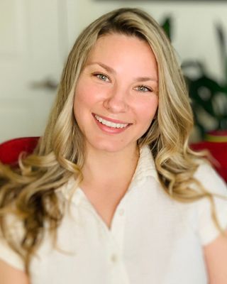 Photo of Elena Ermolova, Licensed Professional Counselor in Boulder, CO