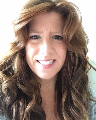 Photo of Kate Farnon, Psychotherapist, MA, MIAHIP