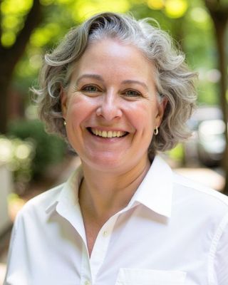 Photo of Allison J Zweig, Clinical Social Work/Therapist, PHM-C, LCSW-C
