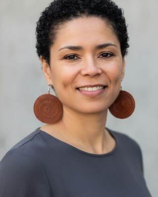 Photo of Lynn Michalopoulos, Clinical Social Work/Therapist, LCSW