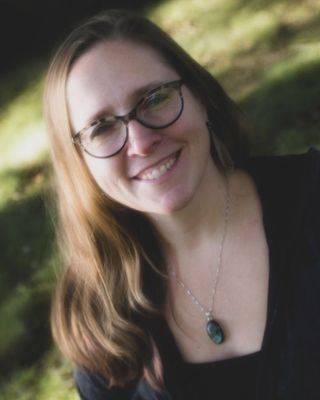 Photo of Kira J Pullig, LICSW, Clinical Social Work/Therapist